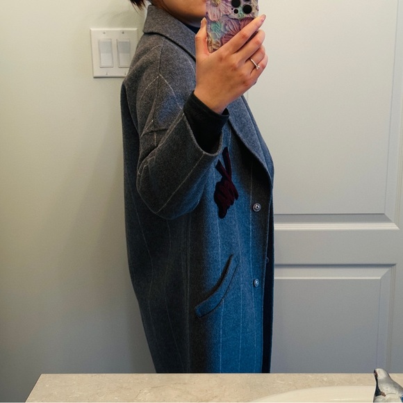 100% Wool Coat in Grey w Stripes - Size M - Picture 12 of 12
